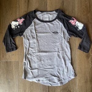 Vans x disney Raglan Tee with Minnie Mouse